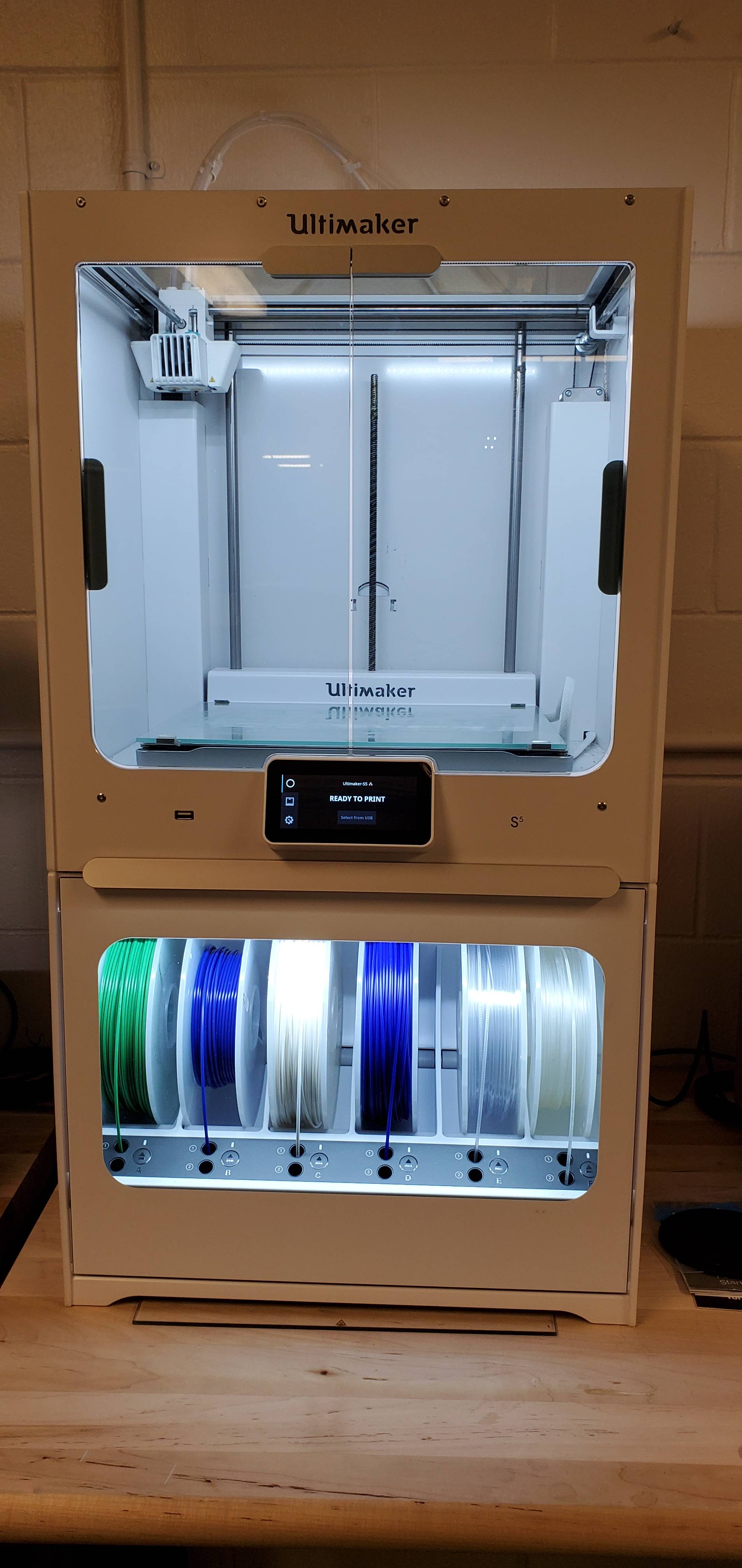 Experimental 3D printer in the rapid prototyping lab
